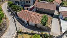 Moradia em ruína à venda em Longos - Guimarães