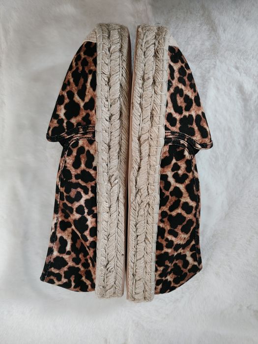 Nowe espadryle w panterkę rozmiar 45 wkładka 28,5 cm