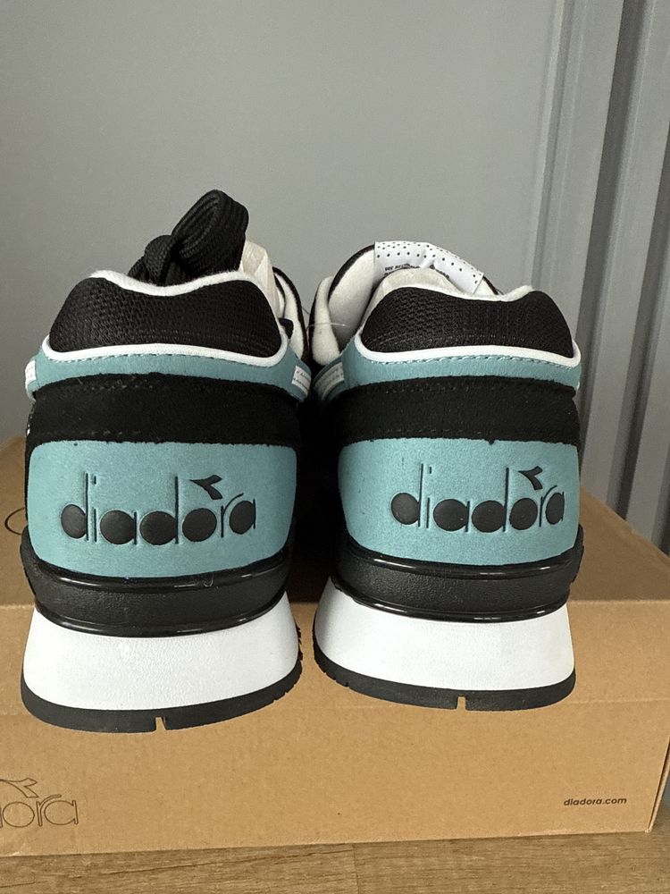 Diadora оригинал размер 43-27,5 см