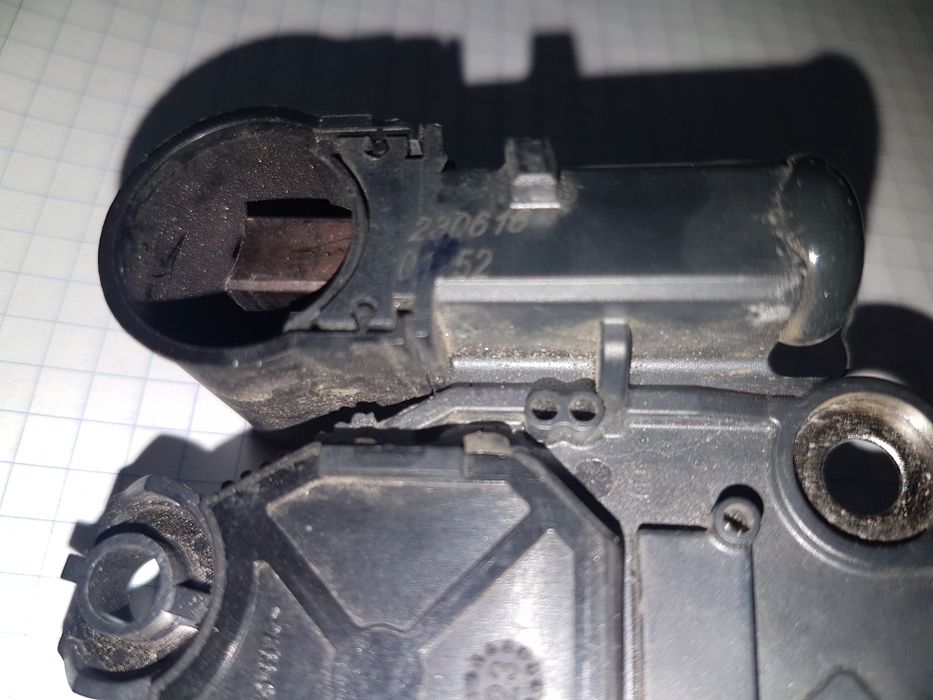 Регулятор напряжения Valeo рено