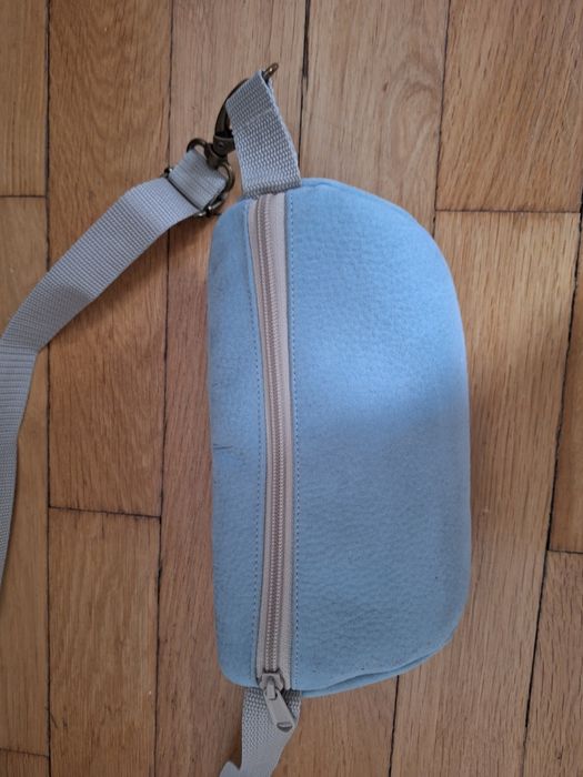 Miętowa nerka damska Baggage