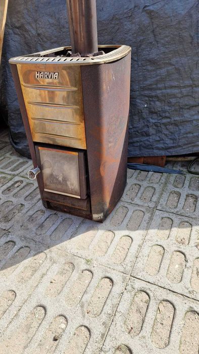 Piec na drewno palony drzewem do sauny fińskiej HARVIA 13KW + komin