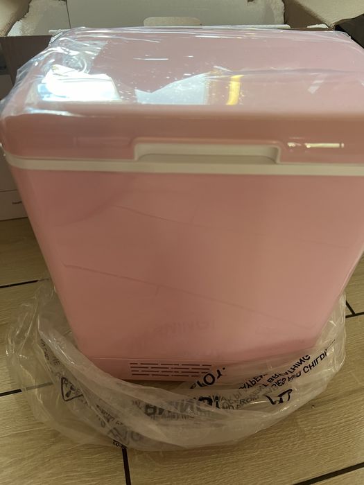 міні-холодильник Reemix моделі KM-26