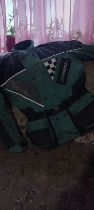 Мотокуртки,  різні розміри, гарної якості, мотоекіперування