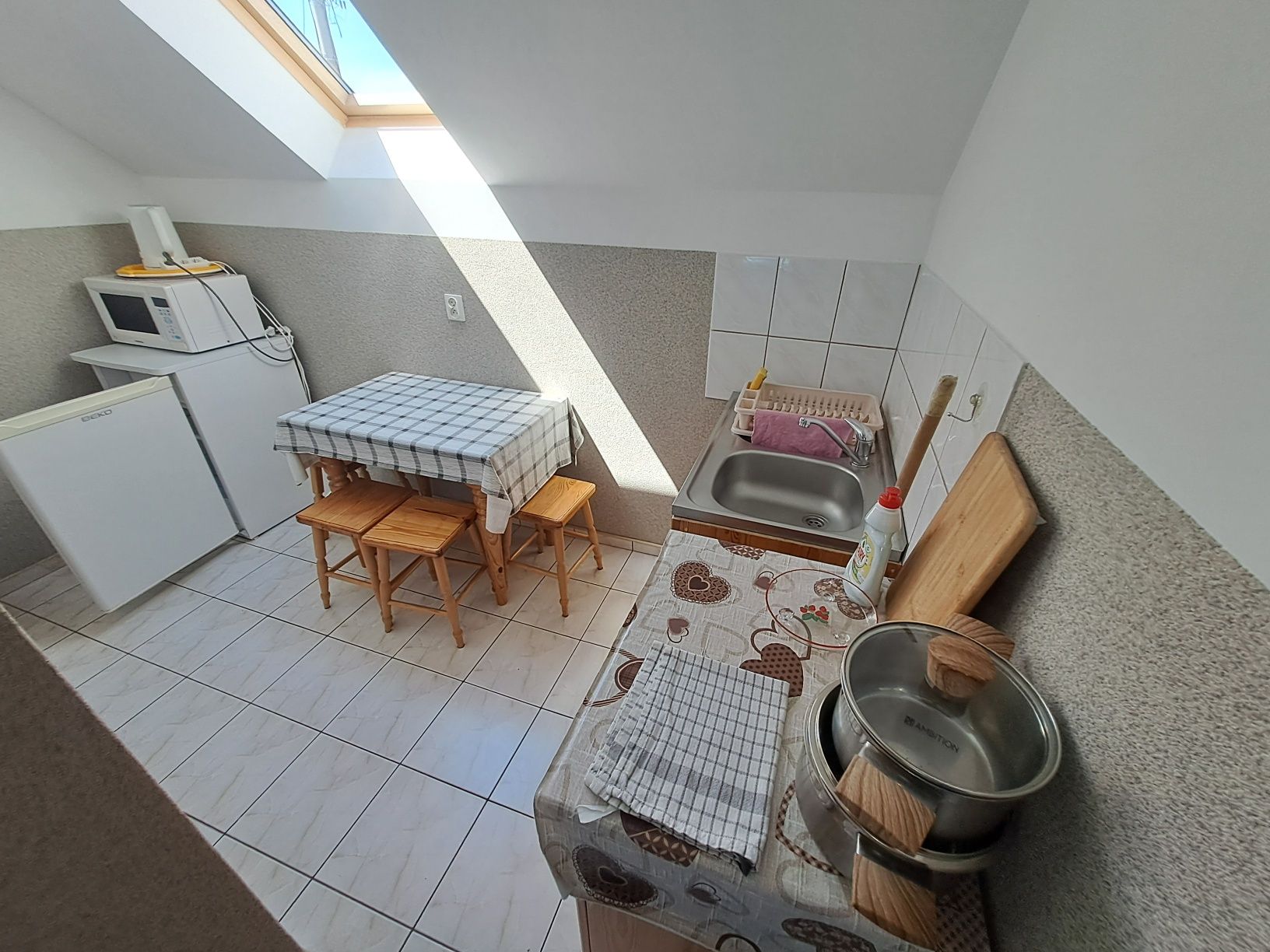 Domek I pokoje do wynajęcia Miwa  Mikołajki