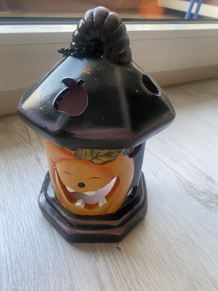 Ozdobny lampion nowy
