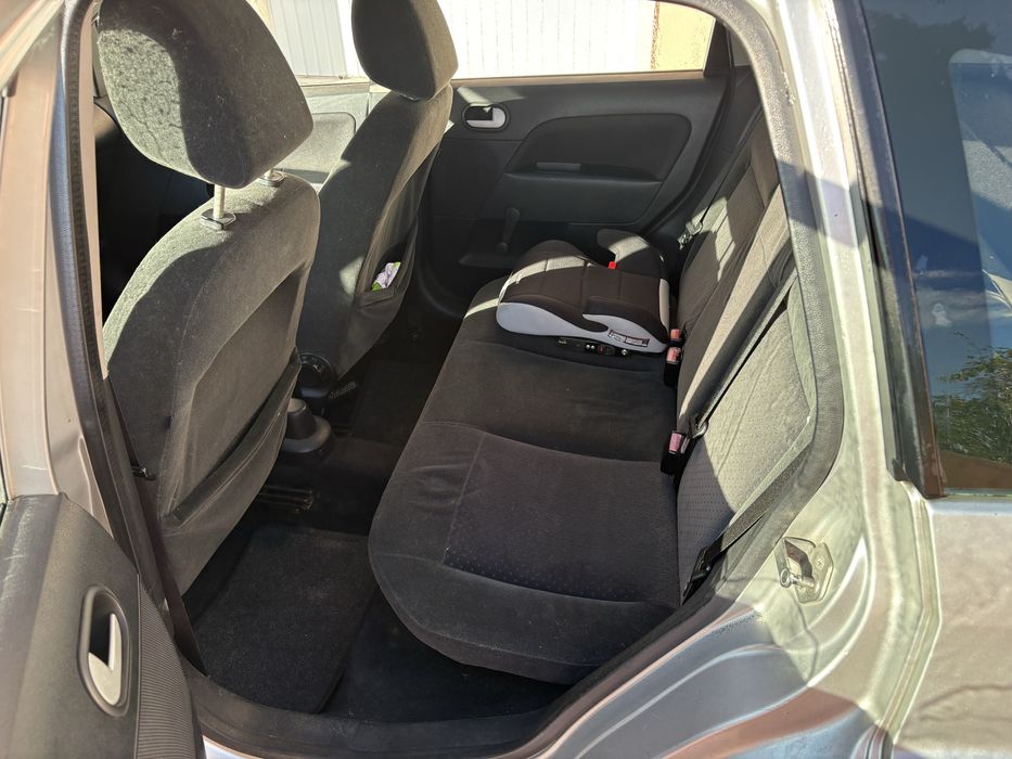 Ford Fiesta (JH1) 2005 1.2