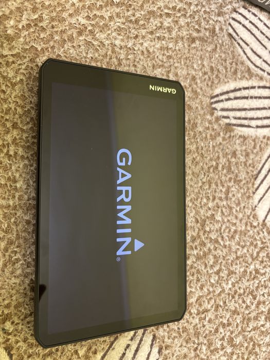 Навигатор Garmin Dezl LGV710