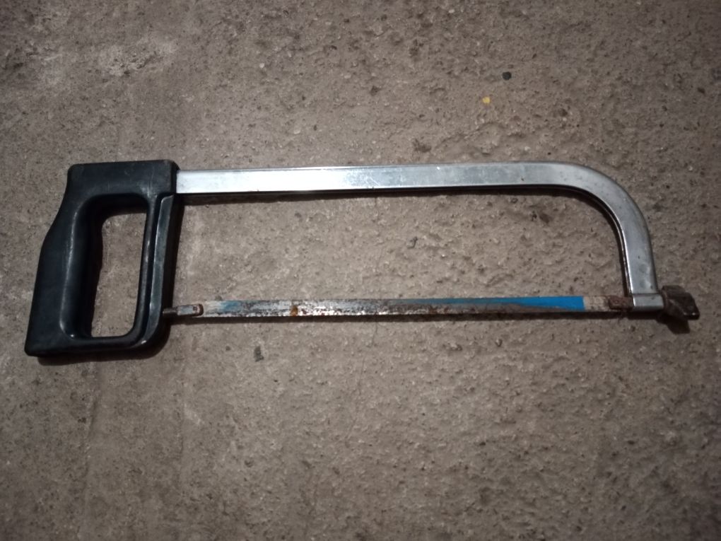 Piłka ręczna do metalu z czasów PRL.
