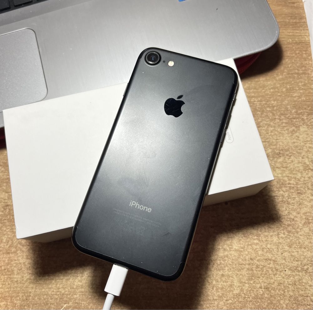 iPhone 7 128gb (не блокнутий)