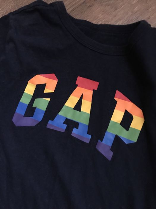 Детская  футболка GAP на мальчика