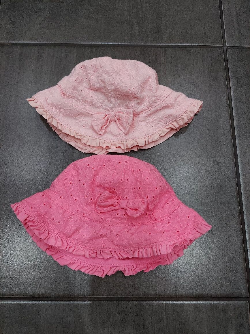 Dwa kapelusze różowe z kokardą rozmiar 42-44cm