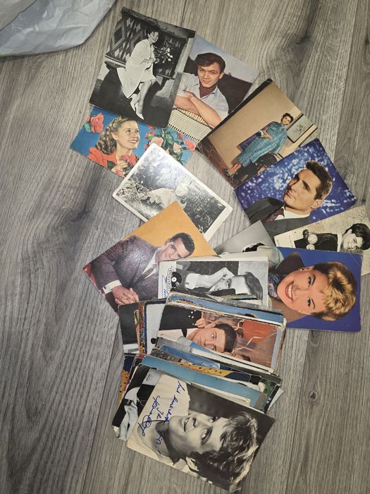 Ponad 70 sztuk pocztówek retro vintage