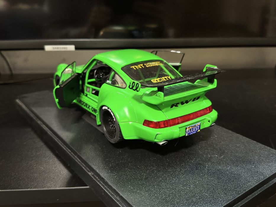 Porsche 911 (964) RWB Pandora one 1:18 Solido