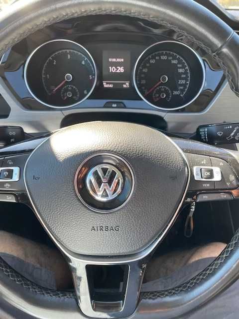 Oportunidade Única: Venda de Empresa TVDE e Monovolume VW Touran 2019!