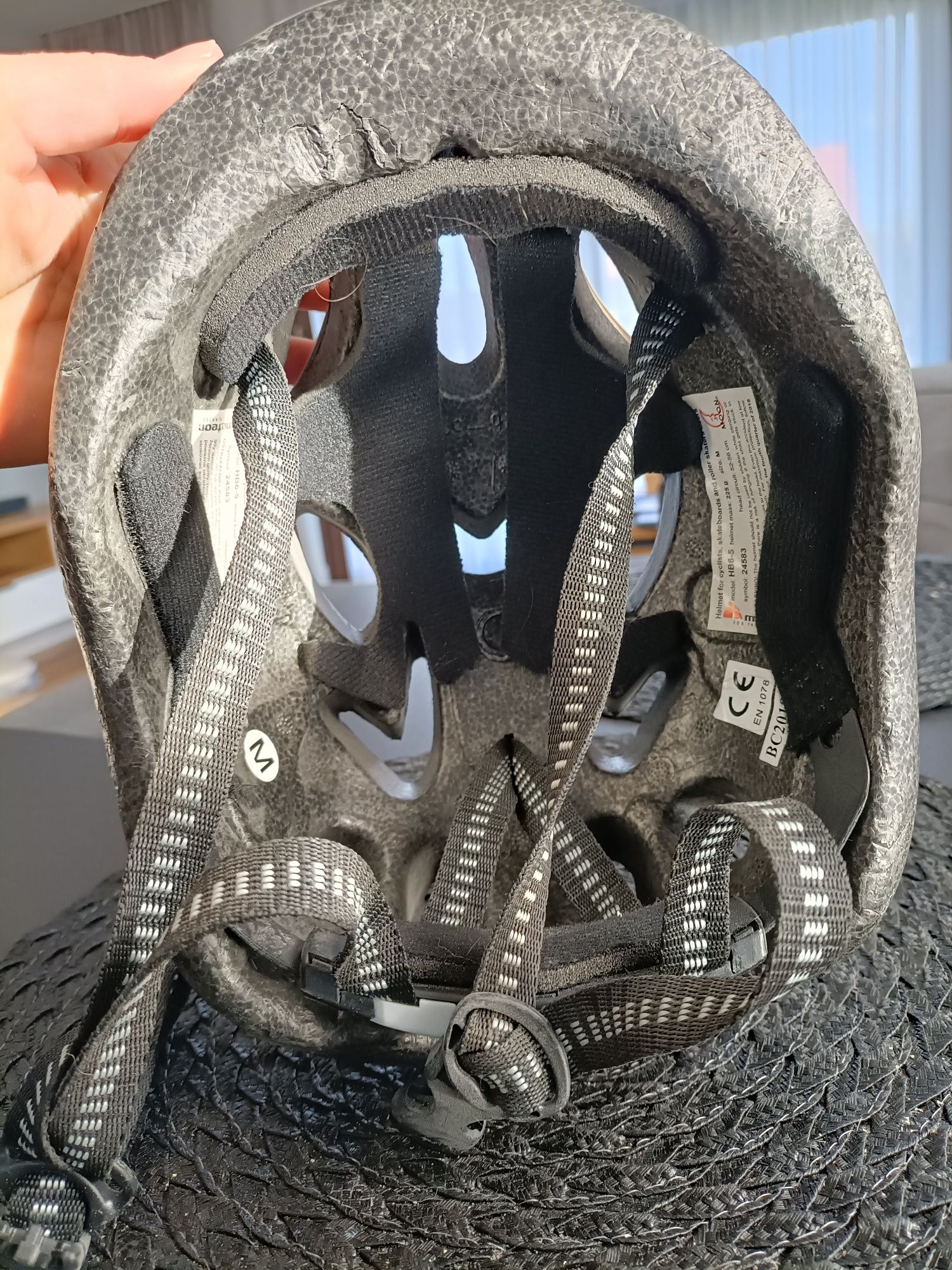 Sprzedam kask Meteor HB6-5 rozmiar M