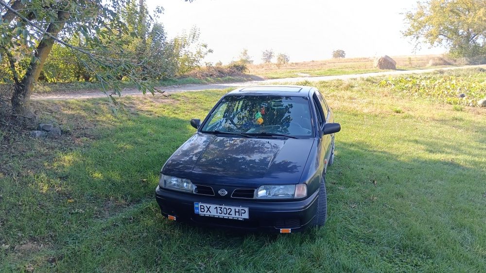 Nissan Primera P10