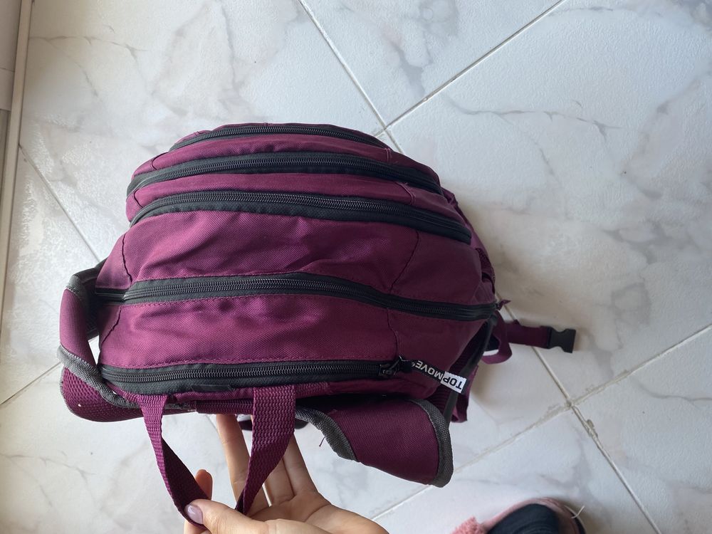 Mochila escolar para menina