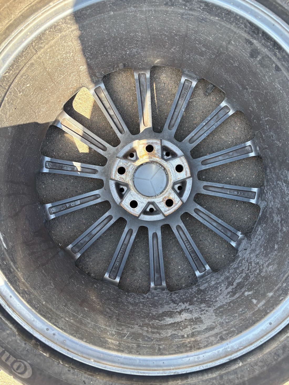 Продам разноширокие диски с резиной Continental 19" на Mercedes