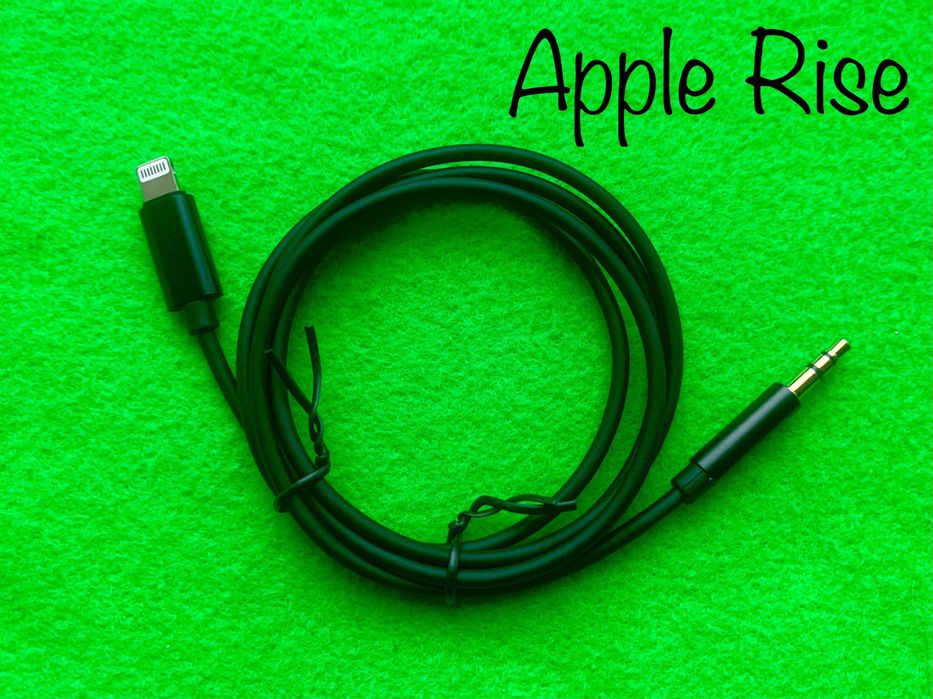 Кабель Аукс в машину Лайтнинг для Айфон Iphone в Авто AUX Шнур aux