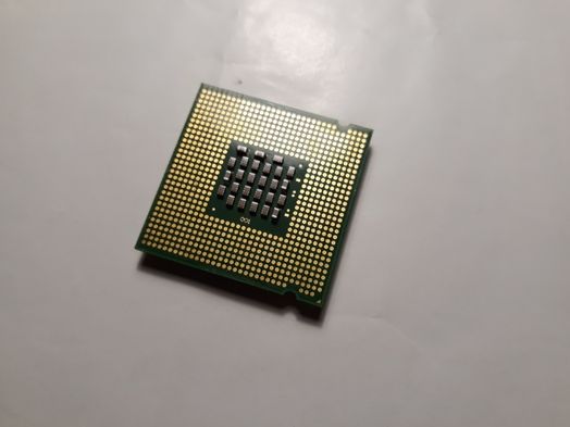 Процессор Intel Pentium 4 2.8 GHz (Socket LGA 775)