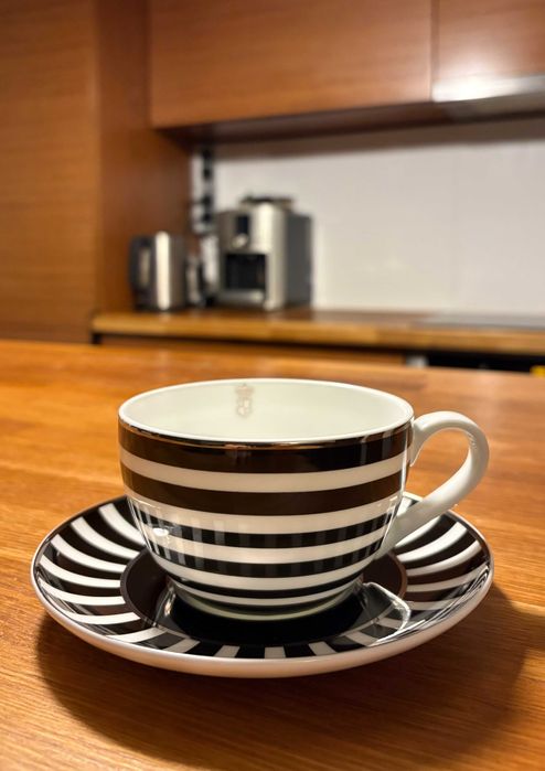 Goebel filiżanka 250 ml Nowa