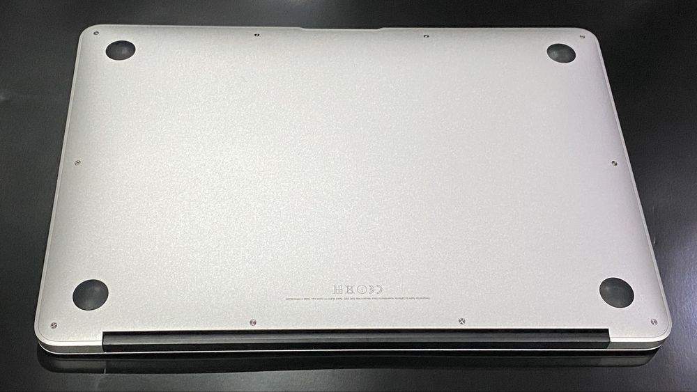 MacBook Air "Core i5" 1.6 13" (Early 2015) Air