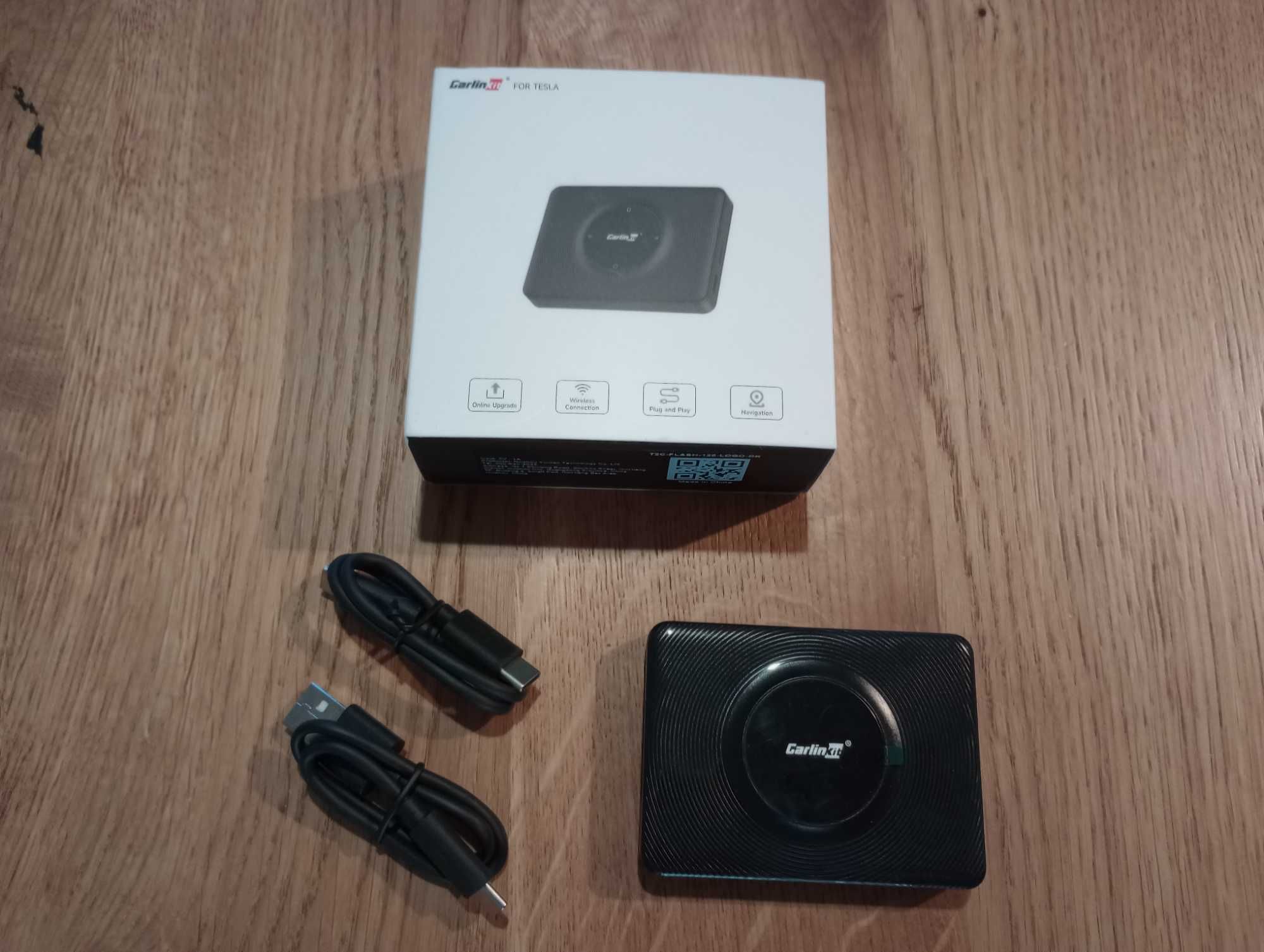 Bezprzewodowy adapter Android Auto i CarPlay Carlinkit T2C do Tesli