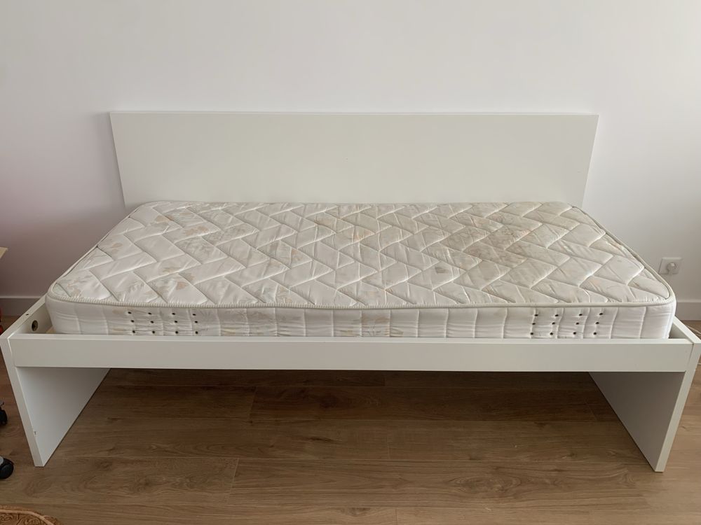 Cama solteito IKEA