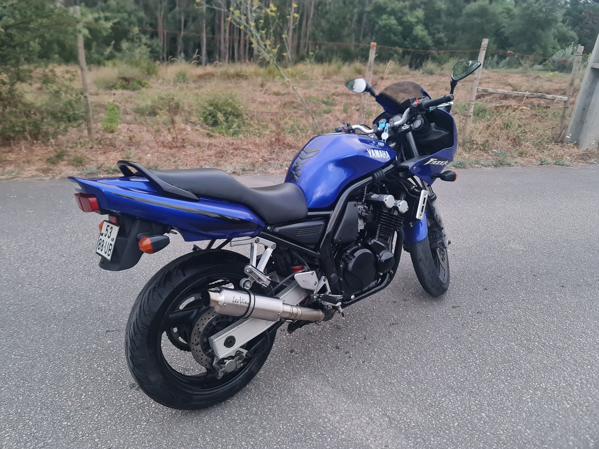 Yamaha Fazer 600