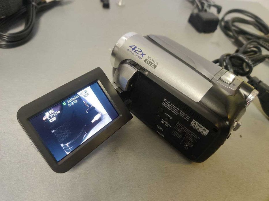 Відеокамера Panasonic SDR-H50