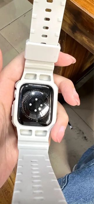 Реешок к Apple watch
