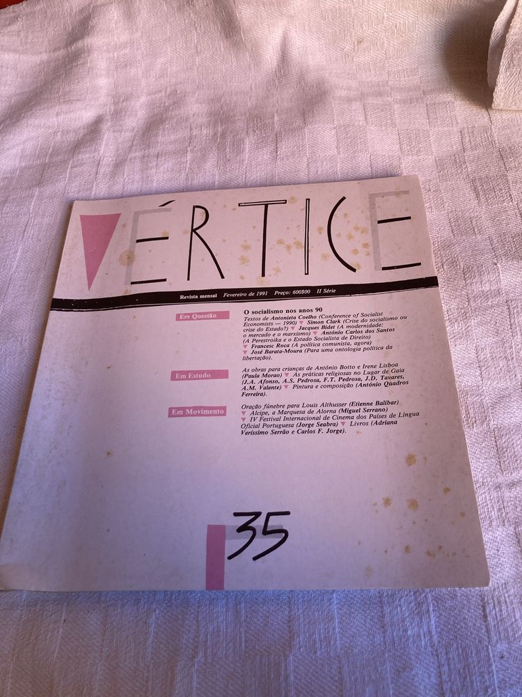 Revista mensal Vértice
