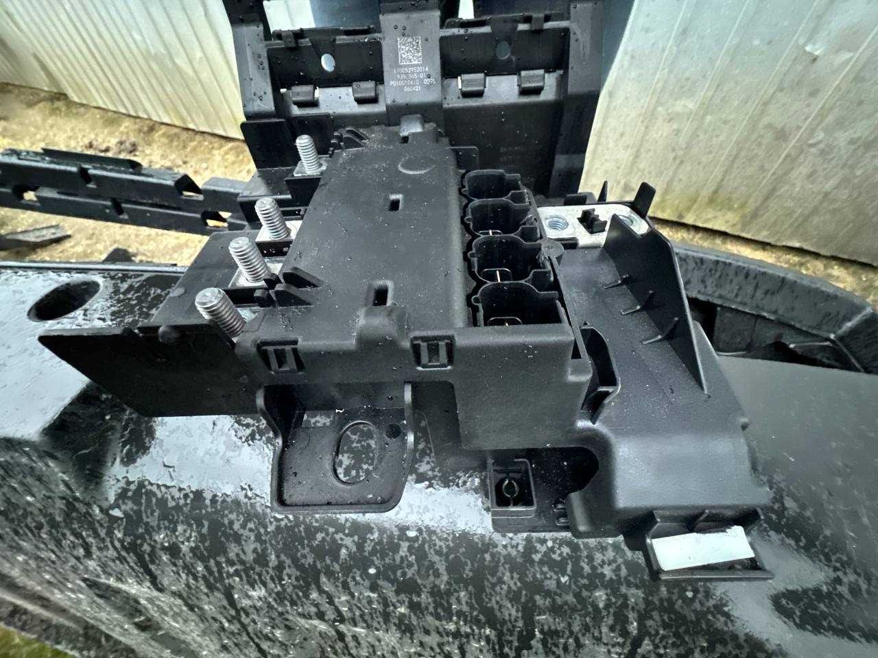Блок запобіжників до BMW G11/ G12, G14, G15, G16, M8 F91 (9390865)