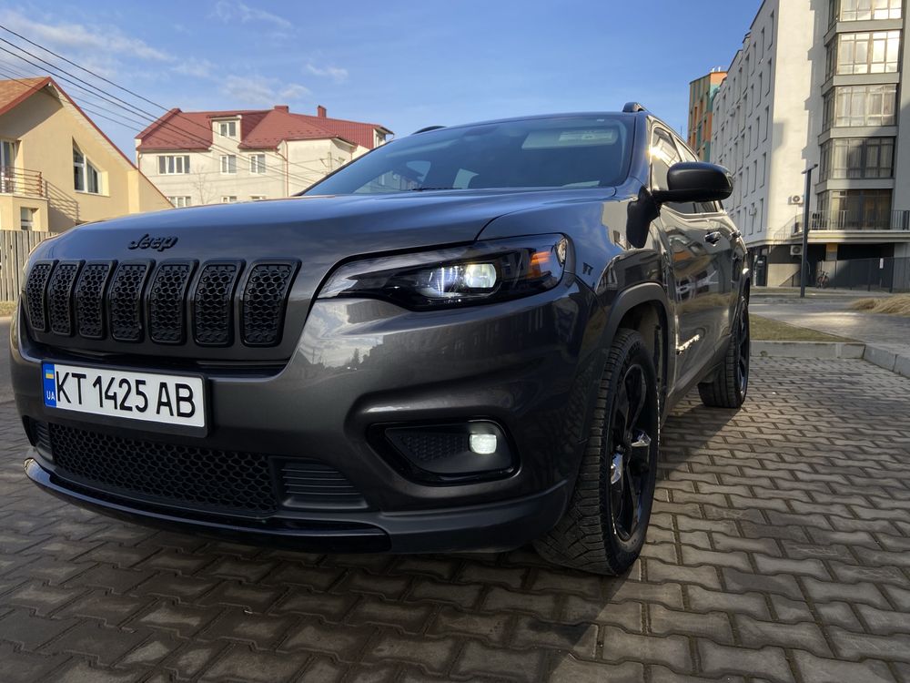 Продам Jeep cherokee 2019