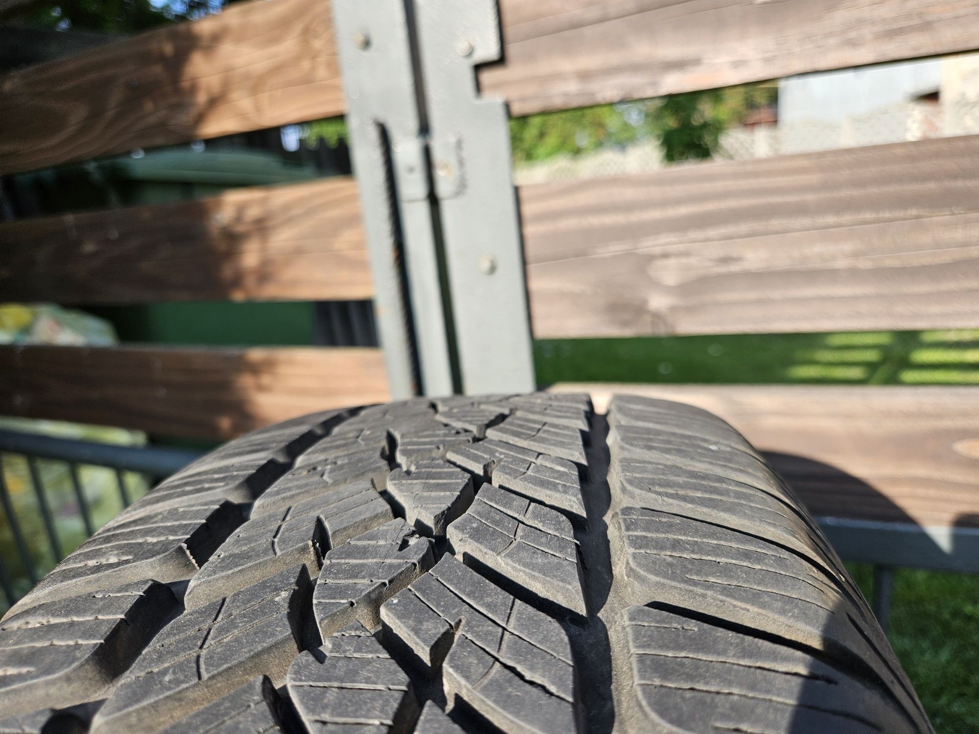 Fulda Kristall Control HP2 215/65/R16 z felgami stalowymi 5x114.3