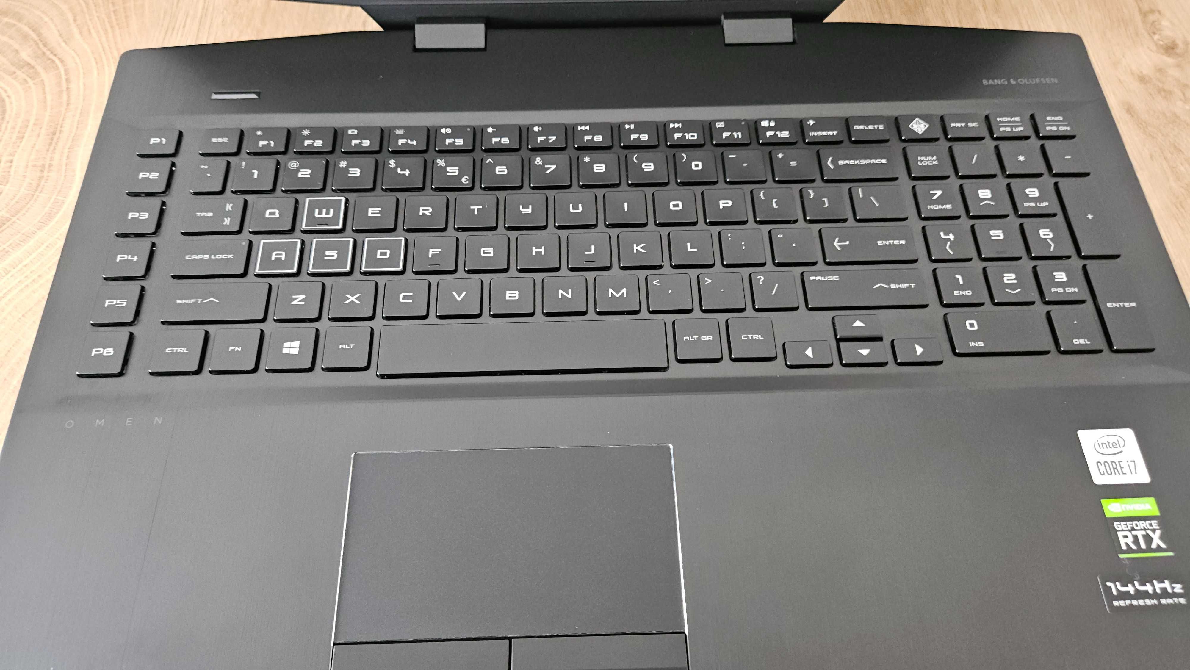 HP OMEN 17 i7-10750H/32GB RTX2060 1.5TB
