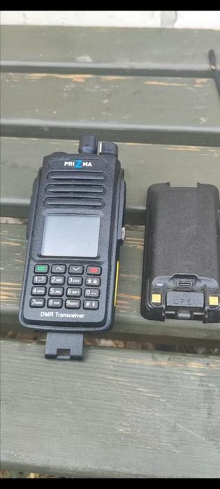 Трофейн радіостанцію яка належала командиру російської штурм групи