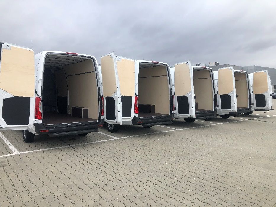 Mercedes Sprinter L3H2 Obicie wnętrza