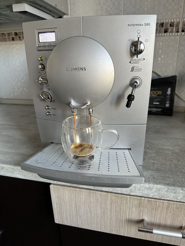 Автоматичская кофемашина siemens