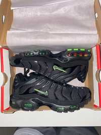 Czarne buty Nike TN zielony