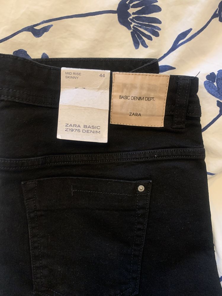 Spodnie Zara 44 czarne