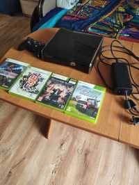 Xbox 360 slim + 4 gry