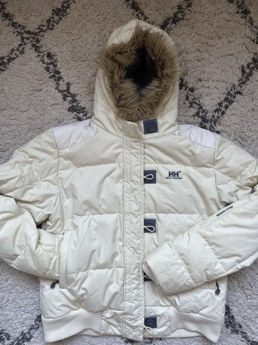 Пуховик від фірми Helly Hansen (жіночий)