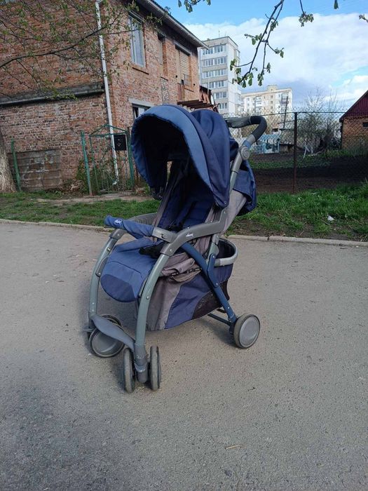 Коляска для прогулянок