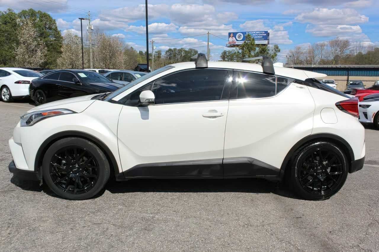 2019 Toyota C-HR  Limited