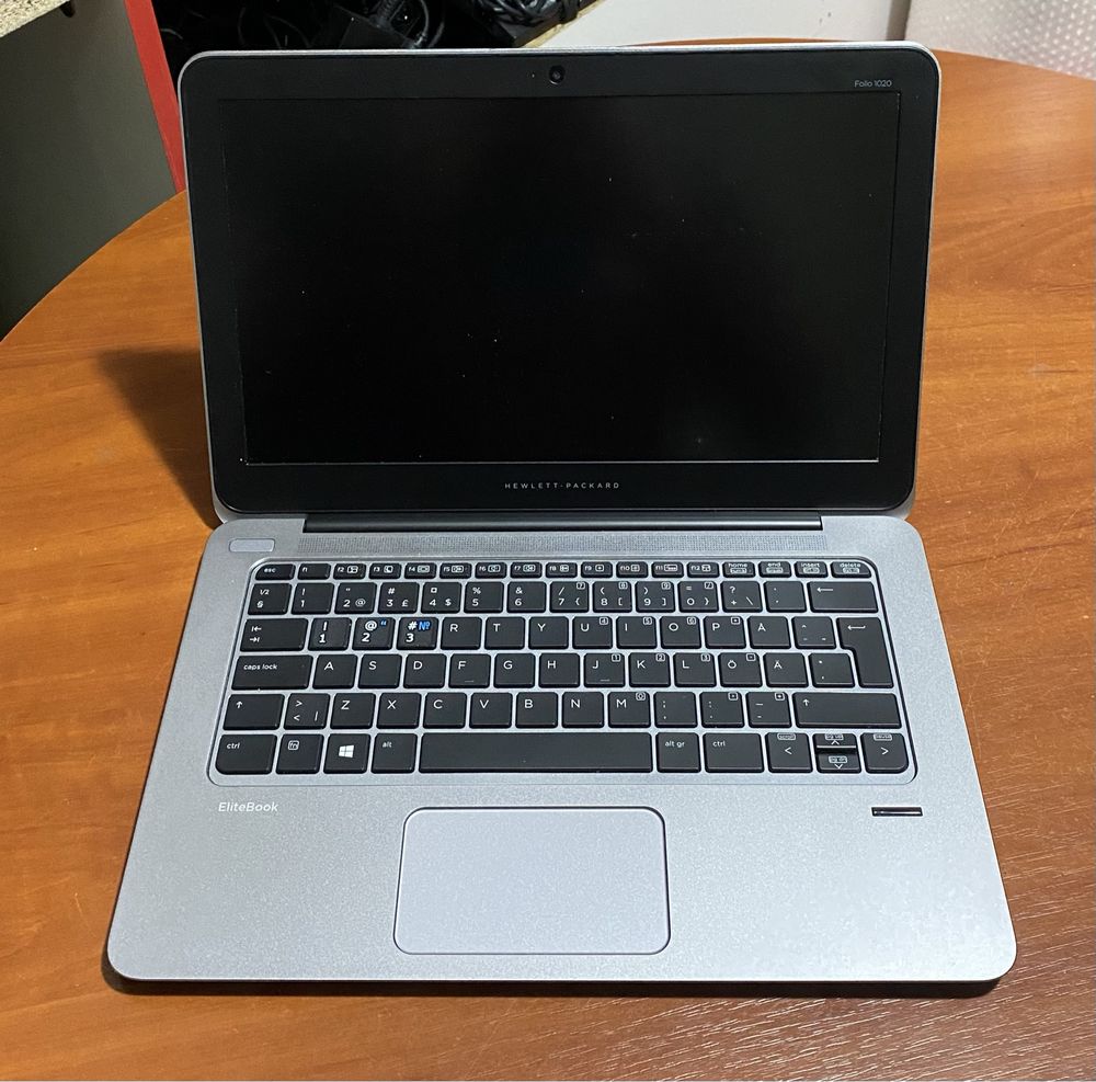 HP EliteBook Folio 1020 G1 12.5" 8GB RAM/128GB SSD! D879