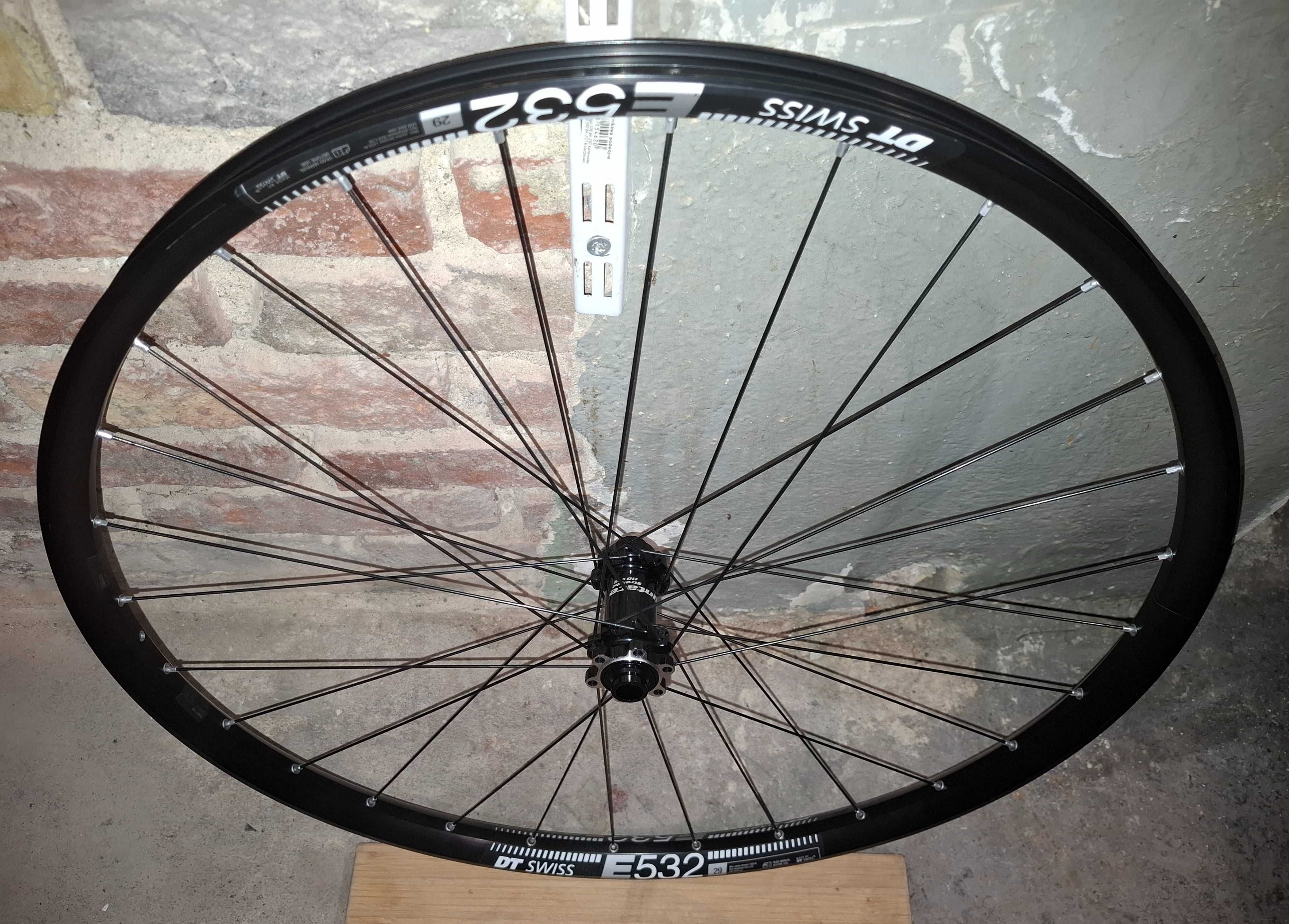 koło przód 29 Syntace 110x15mm DT E532 Sapim Race