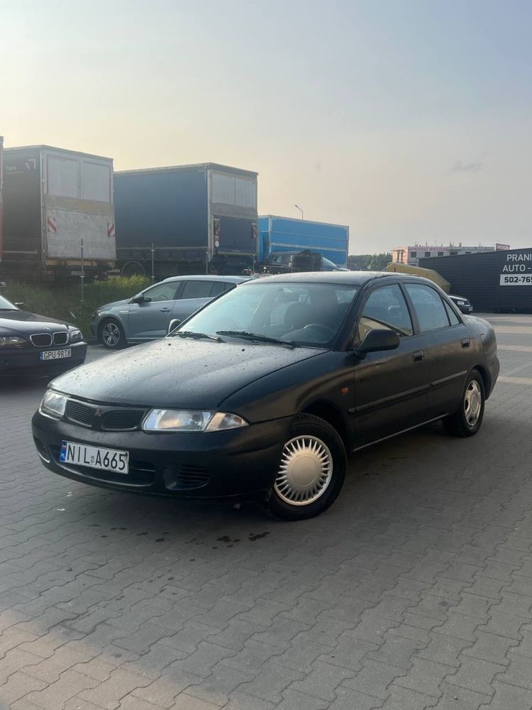 Mitsubishi Carisma 1.9 TDI///FajnyStan///DobrzeJeżdzi///DługieOpłaty