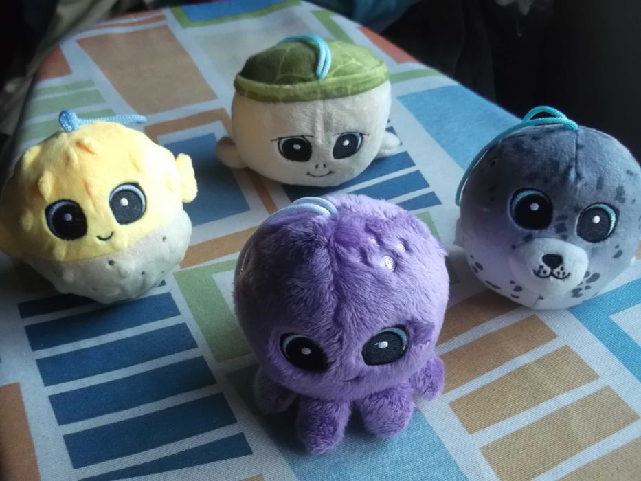 Bonitos ponpons de pendurar